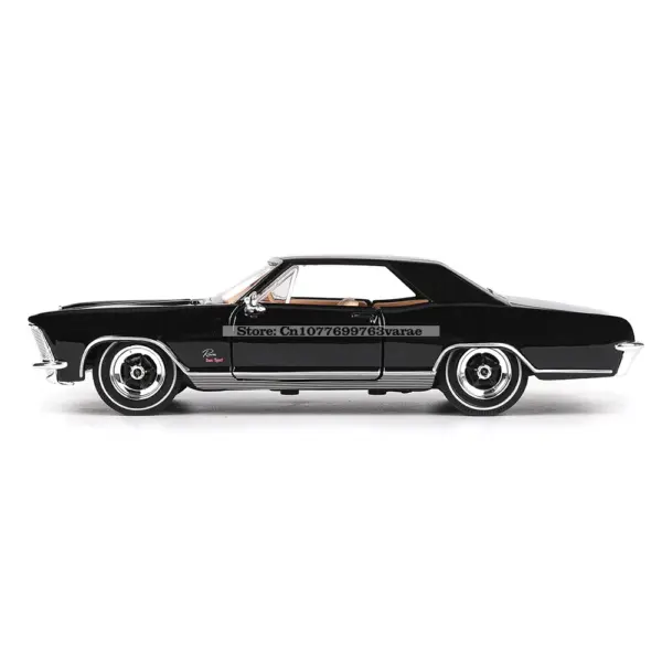 1965 Buick Riviera Diecast Model 1:26 Scale - Image 6