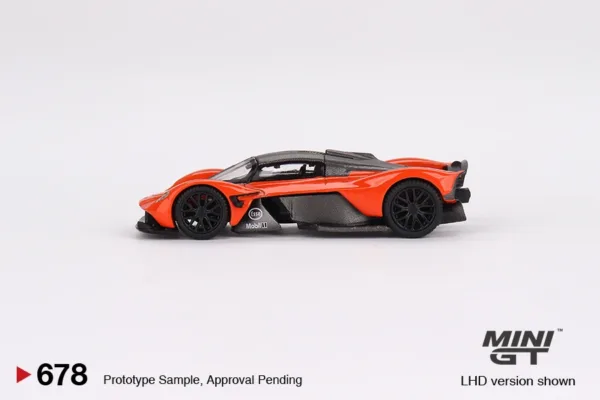 1/64 Aston Martin Valkyrie Diecast Model Car - Image 2