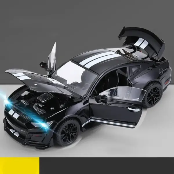 1:18 Ford Mustang GT500 Diecast Model Vehicle - Image 9