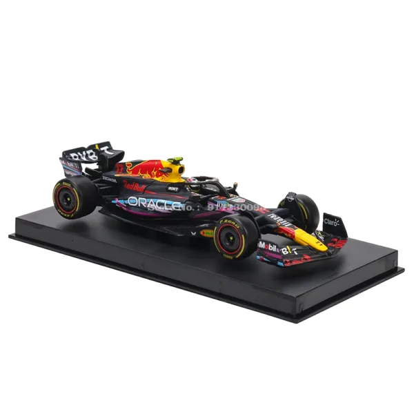 Bburago 1:43 F1 Red Bull Racing Model Car - Image 5