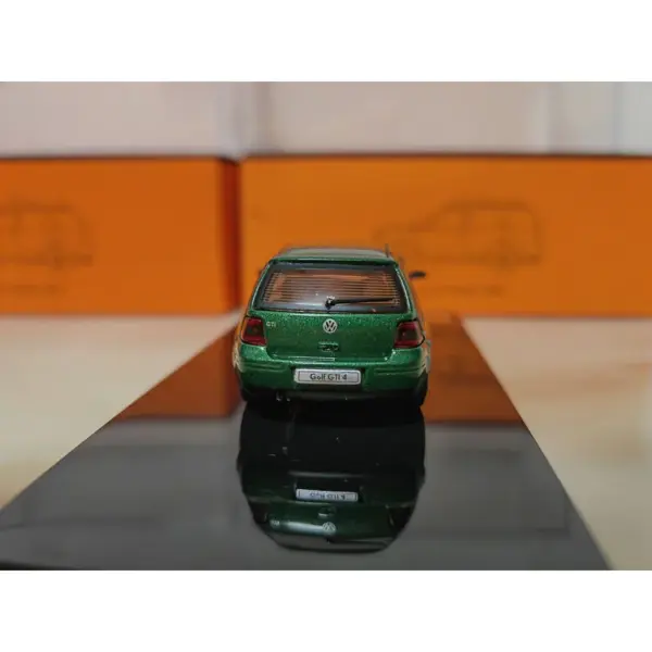 1:64 Scale Volkswagen Golf MK4 Diecast Model - Image 3