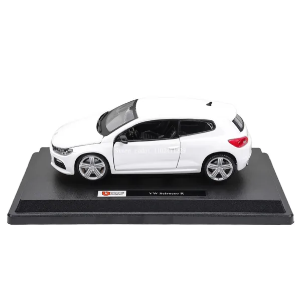 1:24 Scale Volkswagen Golf MK1 GTI Model - Image 2