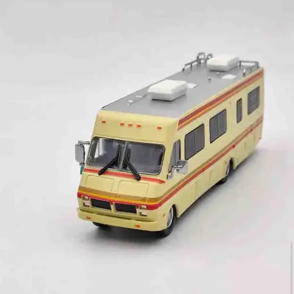 1986 Fleetwood Bounder Diecast Model 1:64 - Image 2