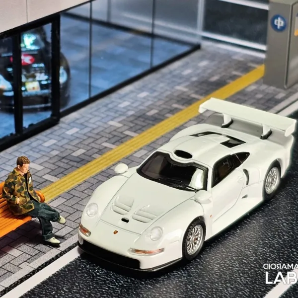 1/64 Scale Porsche 911 GT1 White Diecast Model - Image 2