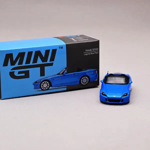 1:64 Scale Honda S2000 Convertible Model - Image 2