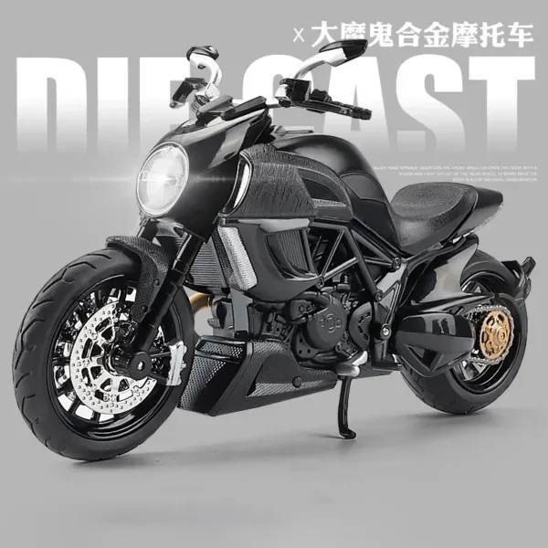 1:12 Ducati Diavel Carbon Red Motorcycle Model - Image 6