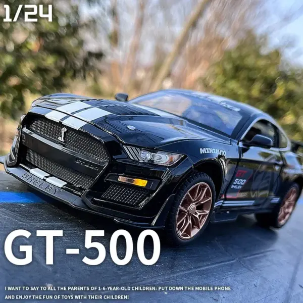 1:24 Ford Mustang Shelby GT500 Diecast Model - Image 4