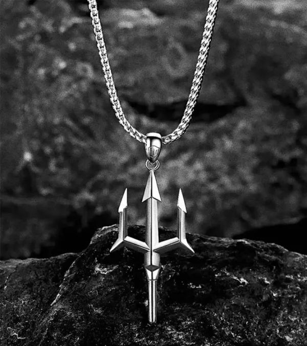 Retro Punk Trident Pendant Necklace for Everyone - Image 5