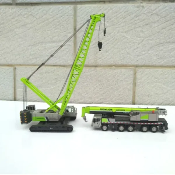 Diecast 1:120 ZOOMLION Concrete Pump Model - Image 2