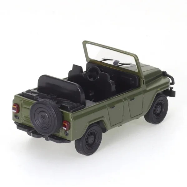 1/64 Scale Diecast Beijing 212 Jeep Model - Image 6