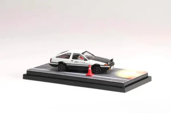 1/64 Scale Alloy AE86 Diecast Car Model - Image 6