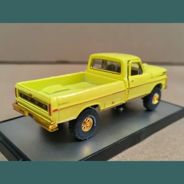 1972 Ford F-250 Pickup Diecast Scale Model - Image 2