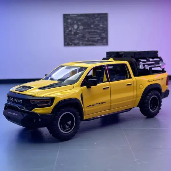 1:32 Scale Dodge RAM 1000 TRX Alloy Model Car