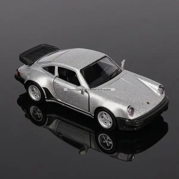 1:36 Diecast Porsche 911 Turbo Model Car - Image 3