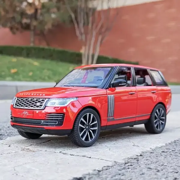 1:32 Scale Range Rover Sports Diecast Model - Image 9