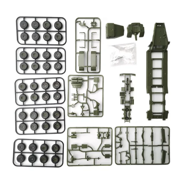 1/72 KRAZ-260B Military Truck Model Kit - Image 3