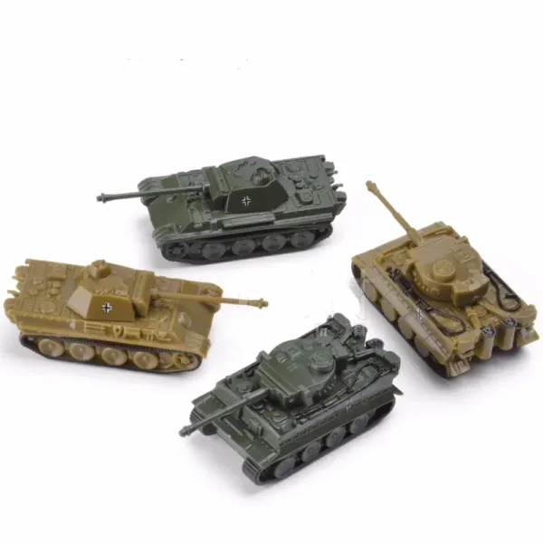 1:144 WWII Plastic Tank Model Set of 4