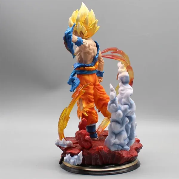 Dragon Ball Z Super Saiyan Goku Figurine - Image 5