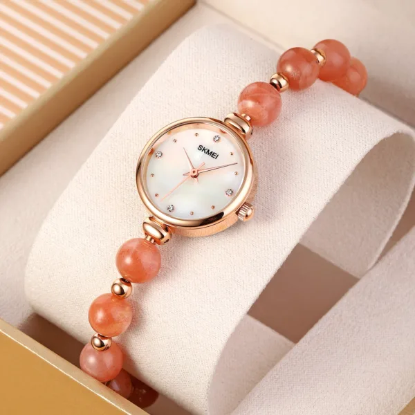 Fashionable Women's Quartz Watch with Thin Strap - Image 2