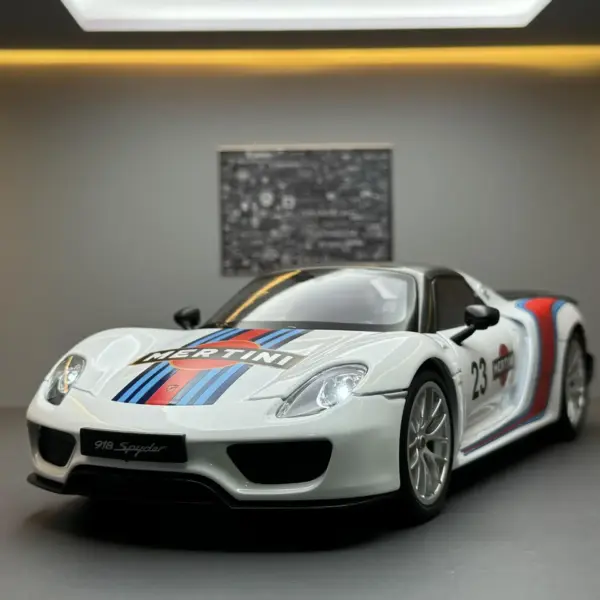 1:18 Scale Porsche 918 Spyder Diecast Model