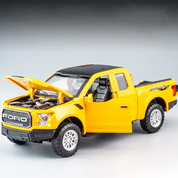 1:32 Ford Raptor F150 Diecast Model Car - Image 7