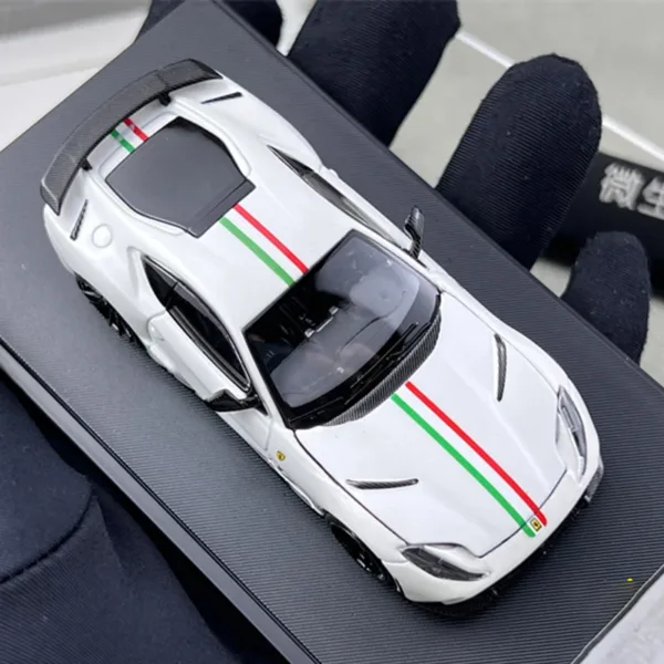 1/64 Ferrari 812 Novitec Diecast Model Car - Image 2