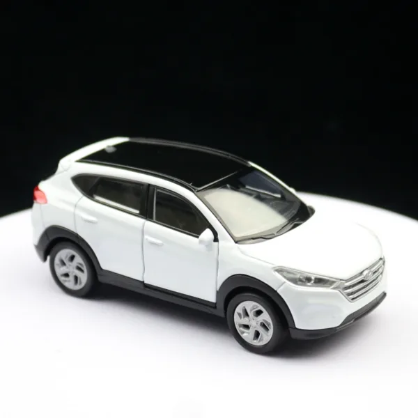 1:36 Hyundai Tucson Diecast Model Car - Image 5