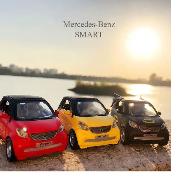 1:36 Metal Diecast Smart Fortwo Car Model