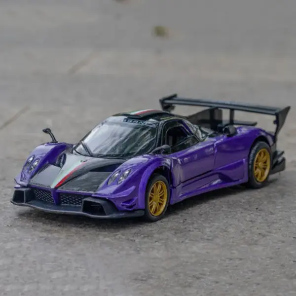 1:31 Pagani Zonda Diecast Model Car Toy - Image 6