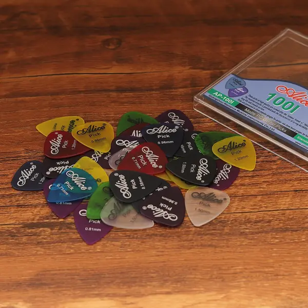 100 Assorted Matte Guitar Picks - 0.58 to 1.50mm - Image 2