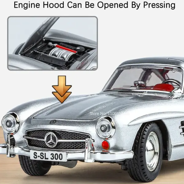 1:24 300SL Diecast Car Toy with Lights - Image 2