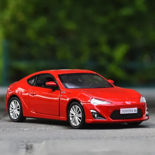 1:36 Toyota 86 Diecast Alloy Car Model - Image 2