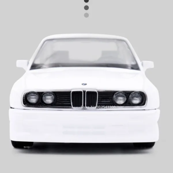 1/36 BMW M3 E30 1987 Diecast Model Car - Image 3