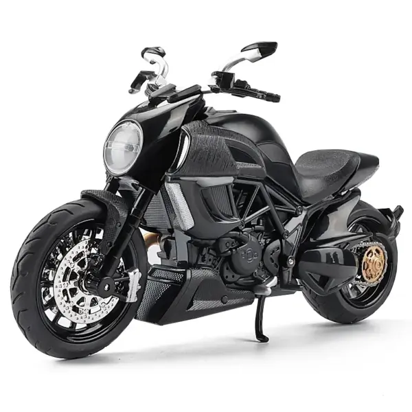 1:12 Ducati Diavel Carbon Red Model Motorcycle - Image 5