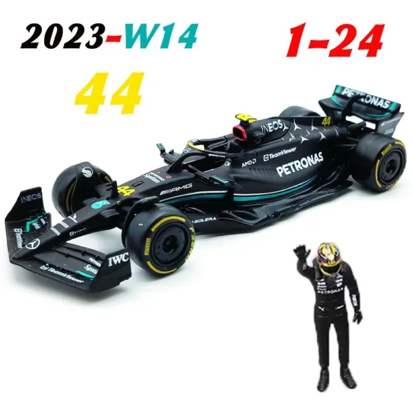 Bburago 1:24 Mercedes AMG F1 W14 Model Car - Image 7