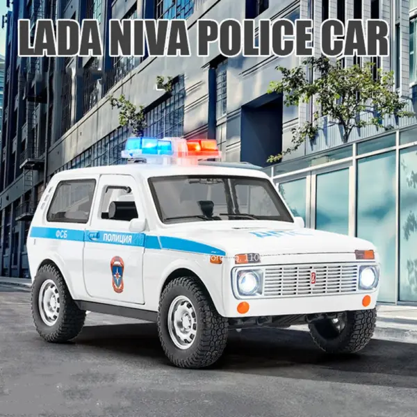 1/18 Scale Russia Ladaniva Police Car Model