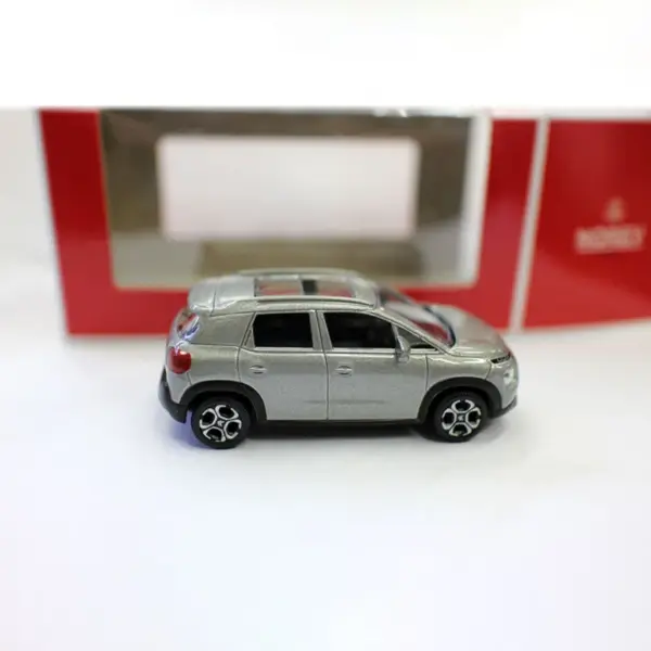 1:64 Diecast Citroen C3 Aircross Model Car - Image 2