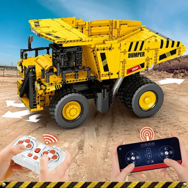 Remote Control Dump Truck Building Set - Image 2