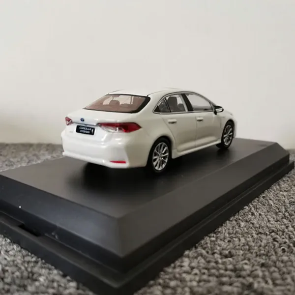 1:43 Scale FAW Corolla Alloy Car Model - Image 4