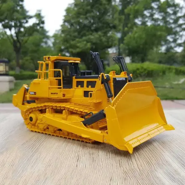 Shantui SD90-C5 Diecast Bulldozer Model 1:43 - Image 5