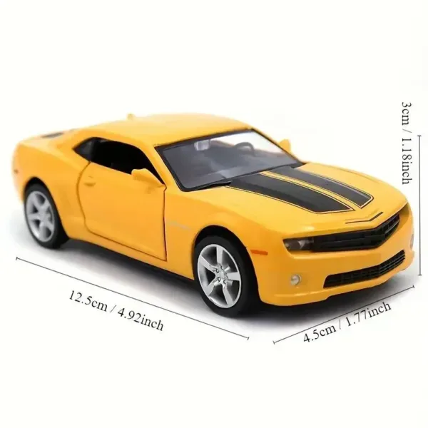 1:36 Chevrolet Camaro Diecast Toy Car Model - Image 3