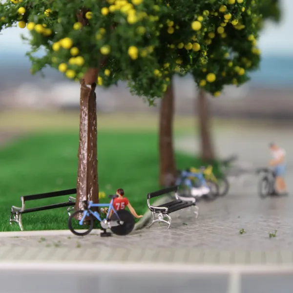 HO Scale 1:87 Garden Park Benches Set - Image 4