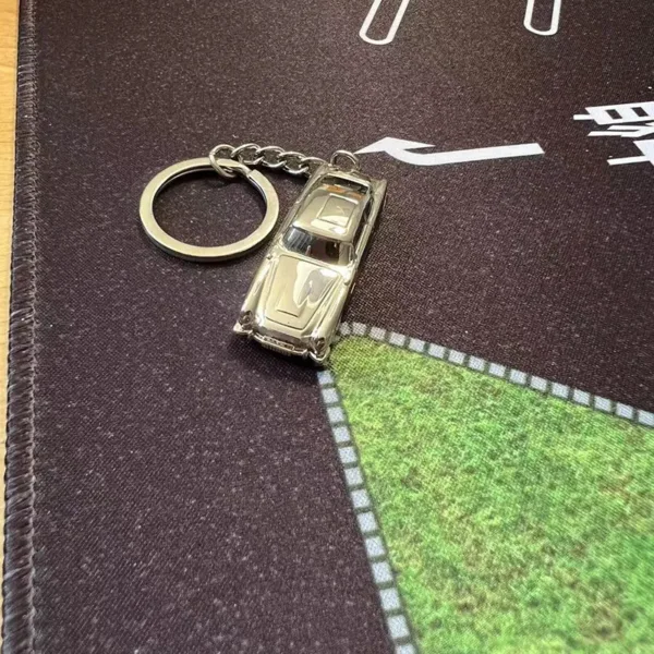 1:87 Scale Silver DB5 V8 Alloy Car Keychain - Image 4