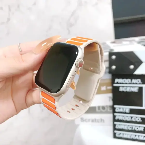 Silicone Sport Band for Apple Watch 38-49mm - Image 2