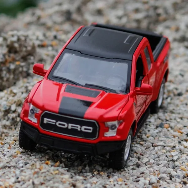 1:32 Diecast Ford Raptor F150 Model Car - Image 2