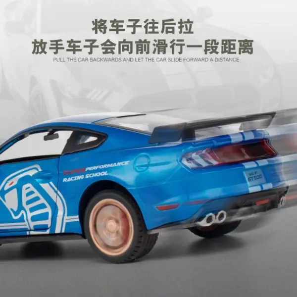 1:24 Ford Mustang Shelby GT500 Diecast Model - Image 5