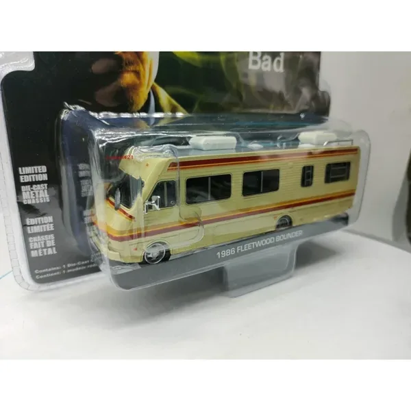 1986 Fleetwood Bou Breaking Bad Bus Model - Image 3