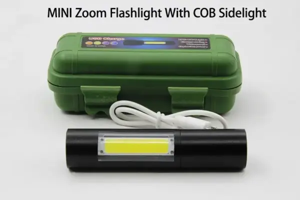 Mini Zoom Waterproof LED Flashlight 450 Lumen - Image 7