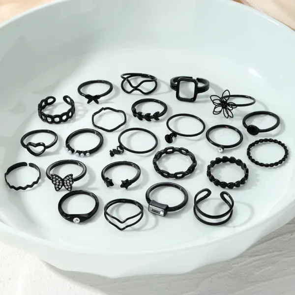 Punk Butterfly Heart Black Rings Set for Women - Image 3