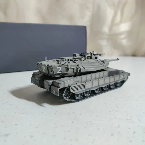 1:72 Scale Merkava Battle Tank Model - Image 5